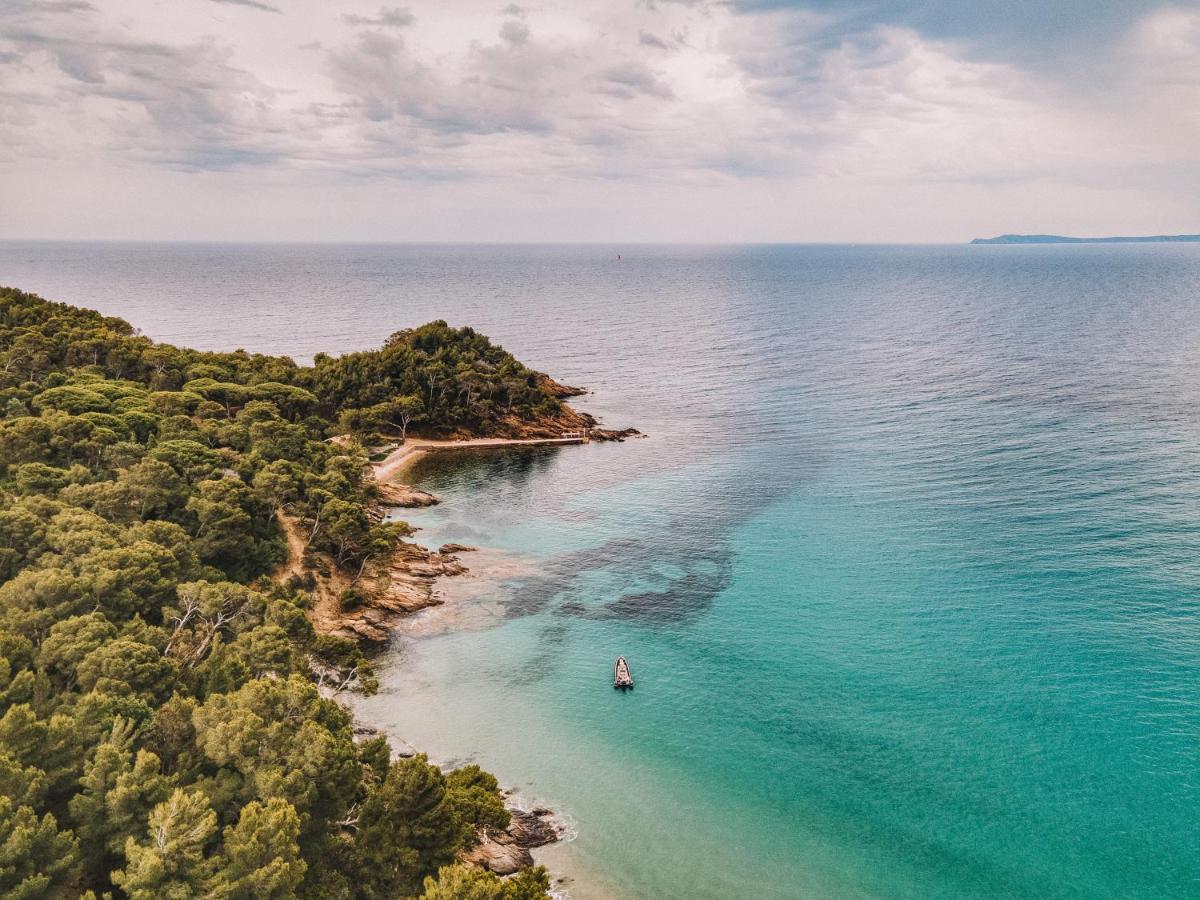 Hotel Le Bailli De Suffren Le Le Rayol-Canadel-sur-Mer Exteriör bild